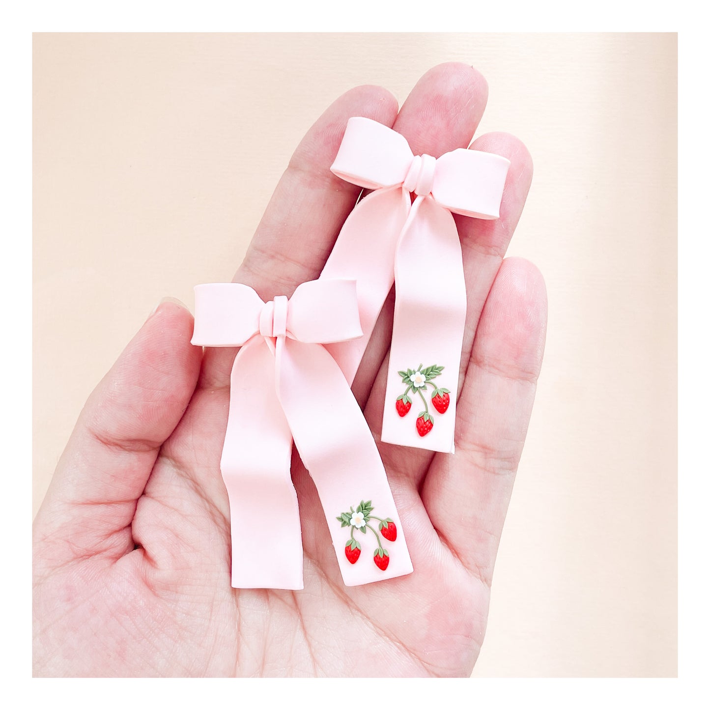 Strawberry Bow