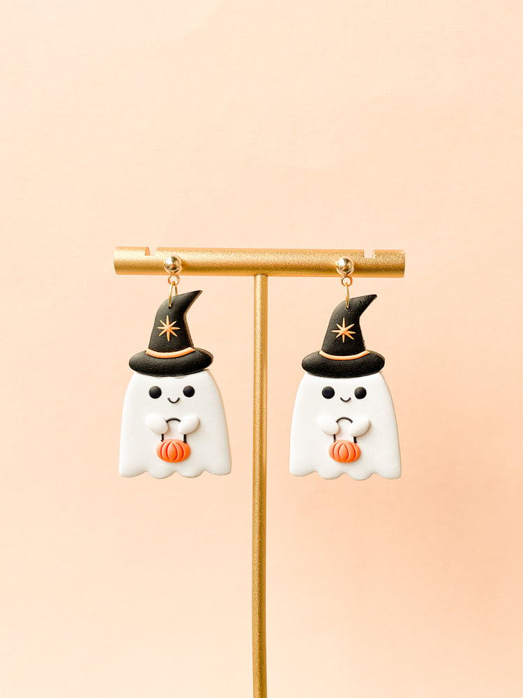 Trick or Treating Ghosts